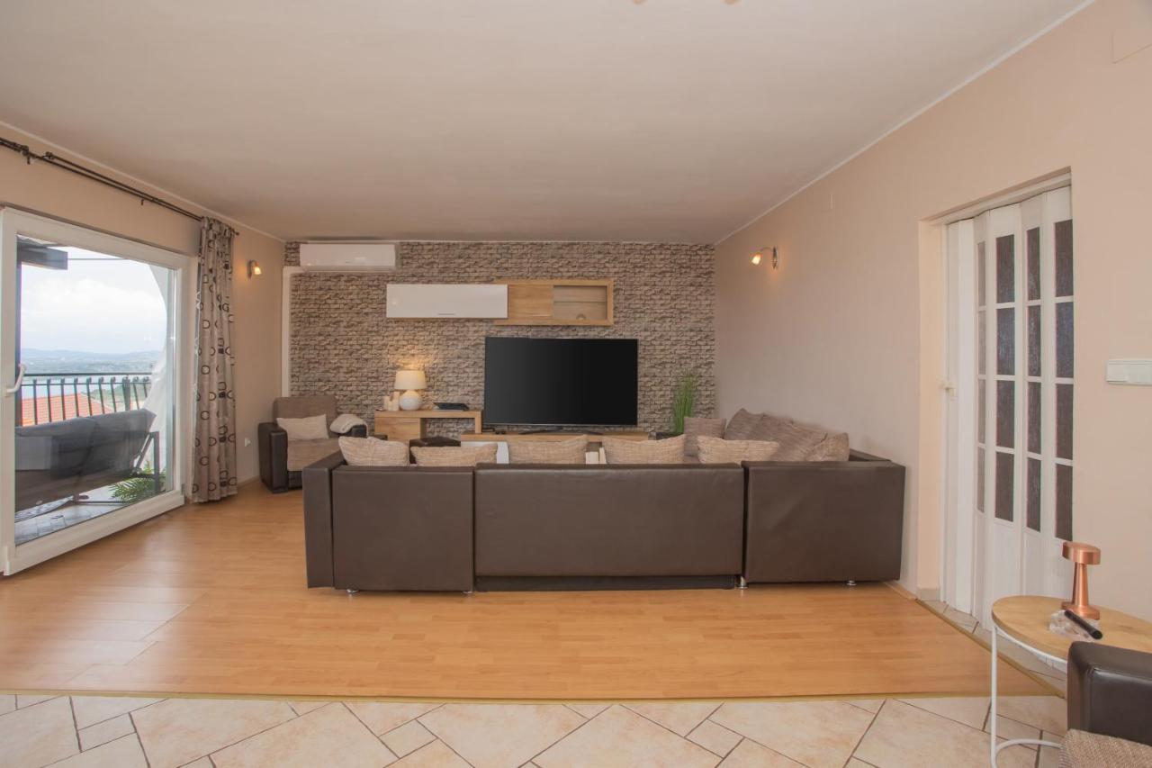 Apartment Mozart Sibenik Bagian luar foto